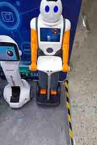 Rezeptions Roboter von der Hotelmesse